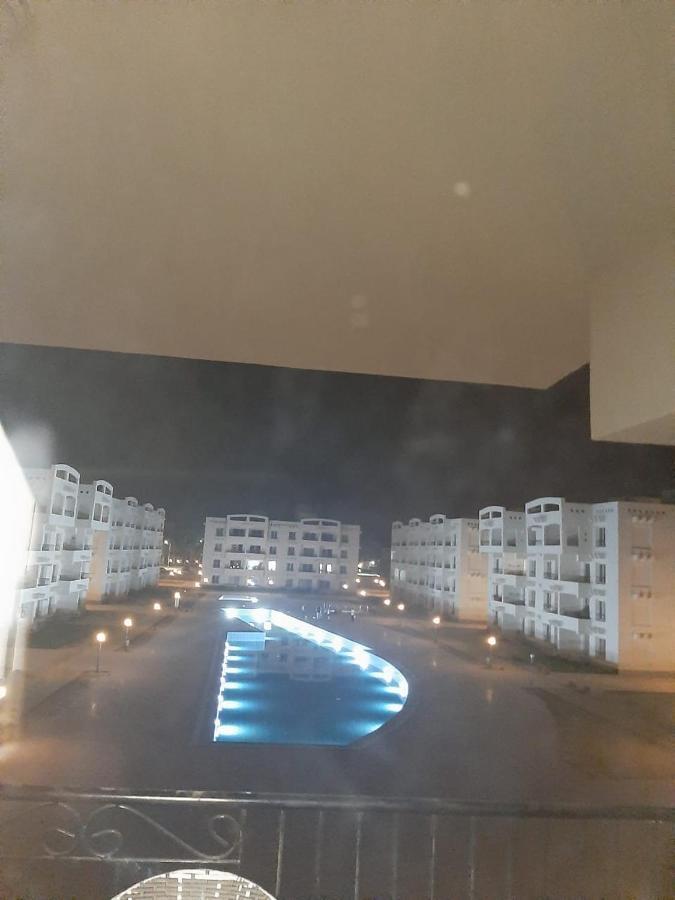 شاليه فرش فندقي بقرية بالميرا بيتش العين السخنه عين السخنة المظهر الخارجي الصورة