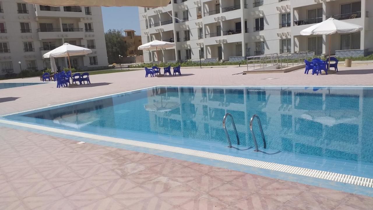 شاليه فرش فندقي بقرية بالميرا بيتش العين السخنه عين السخنة المظهر الخارجي الصورة
